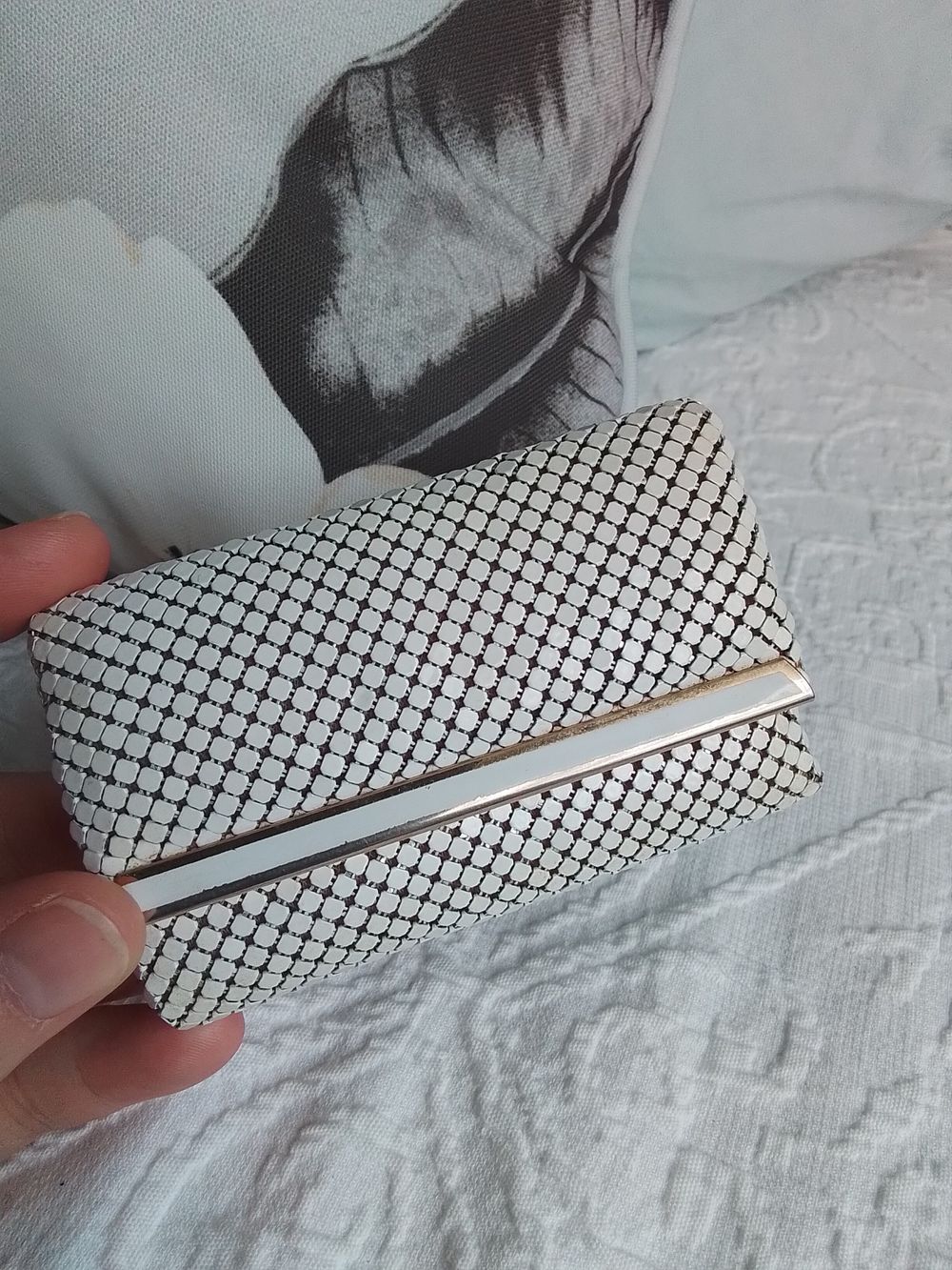 Vintage Mesh 6 Keyholder.