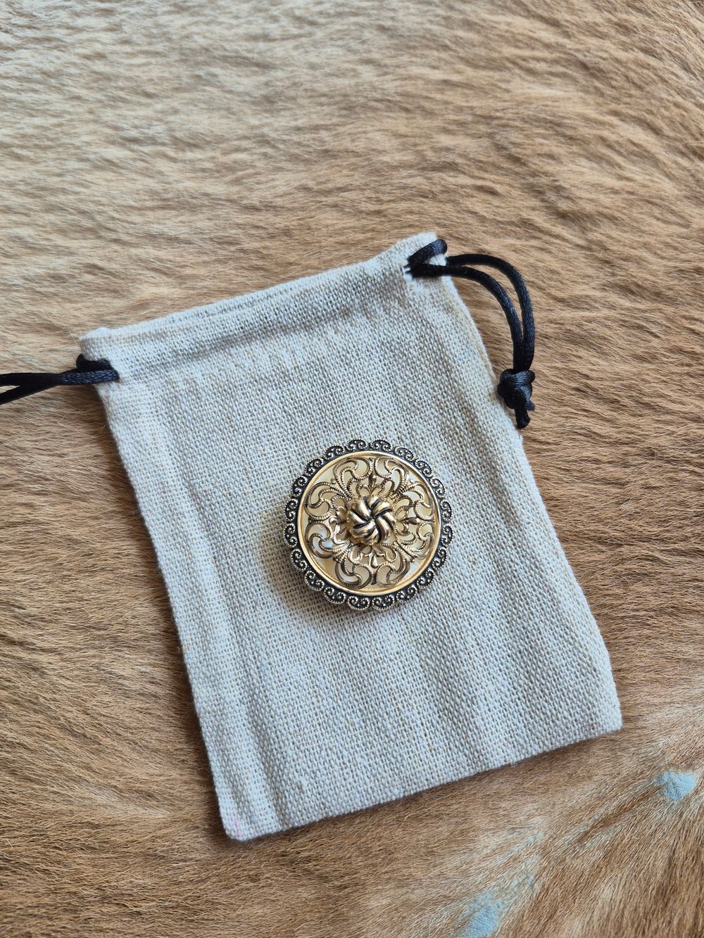 Vintage West German Scarf Clip.