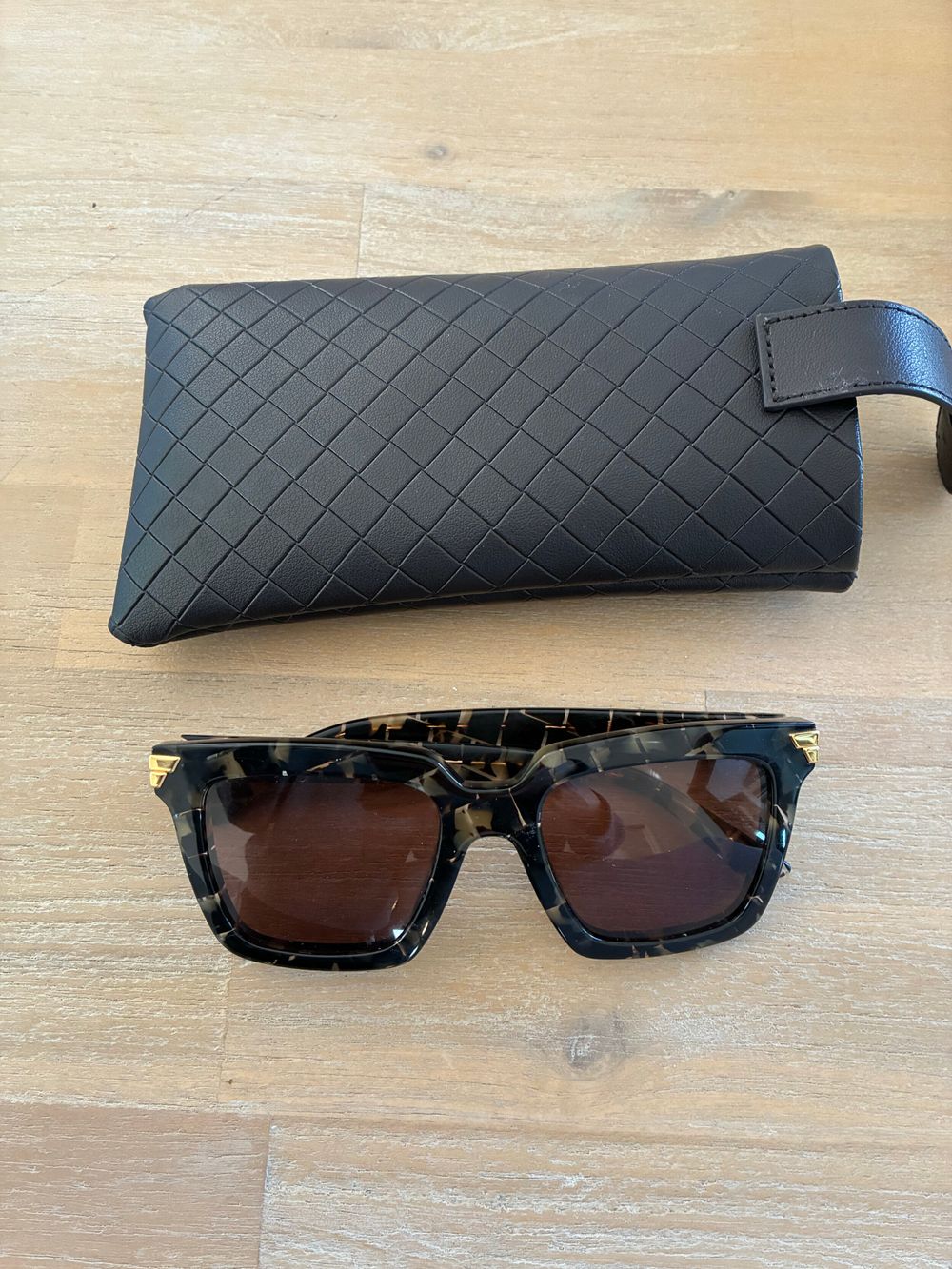Bottega Veneta sunglasses BV1005S