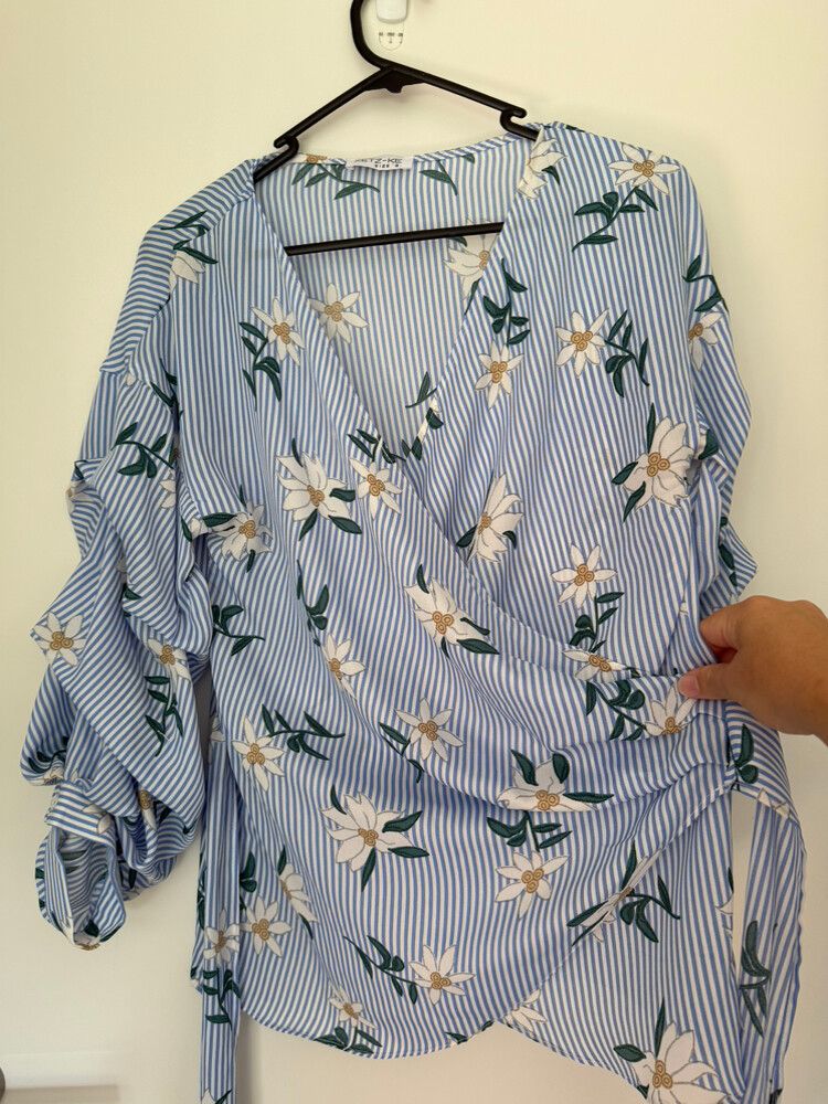 Floral Wrap Top