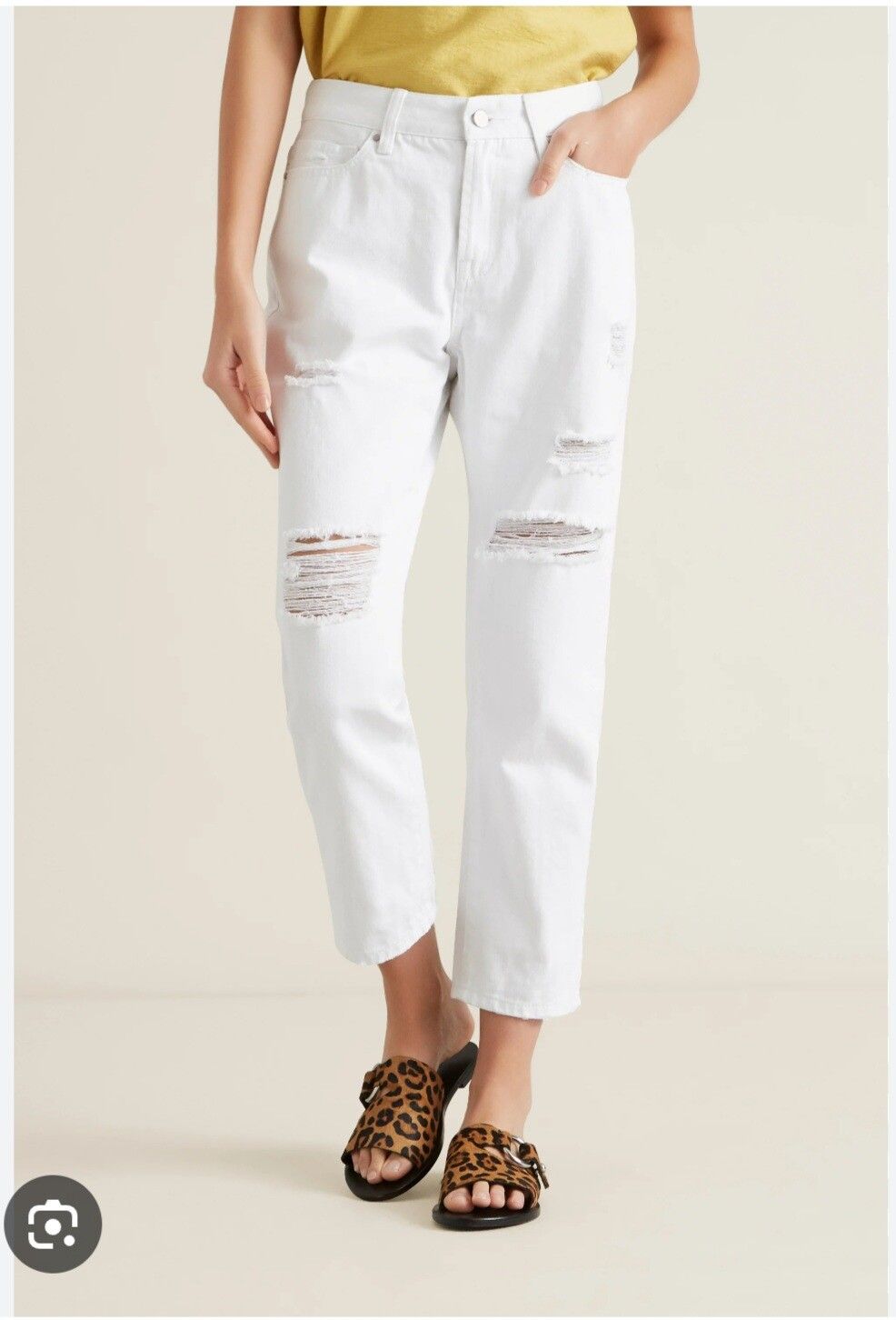BLUE distressed jeans