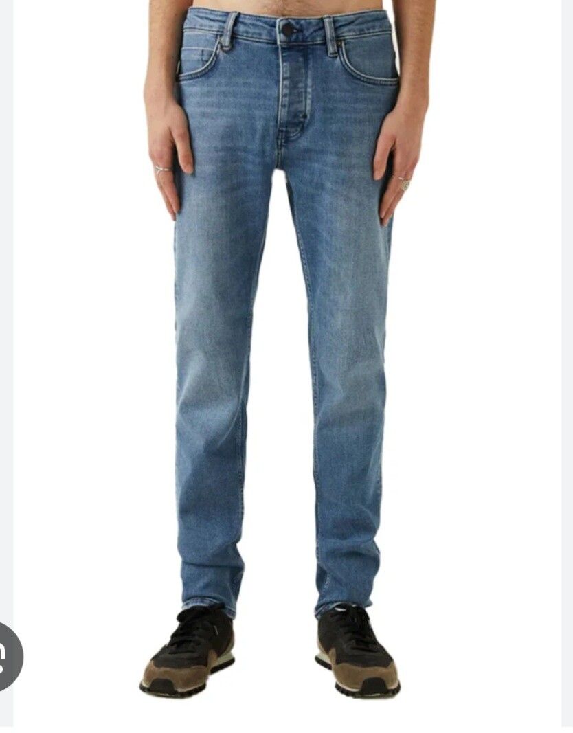 Ray Tapered jeans