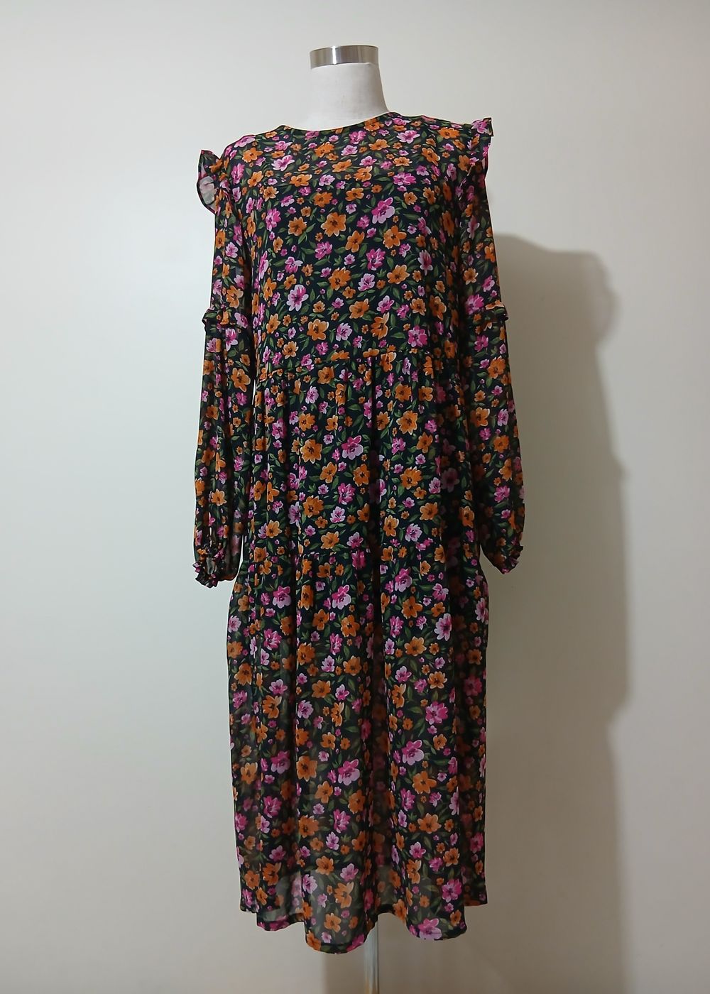 Divided  chiffon dress