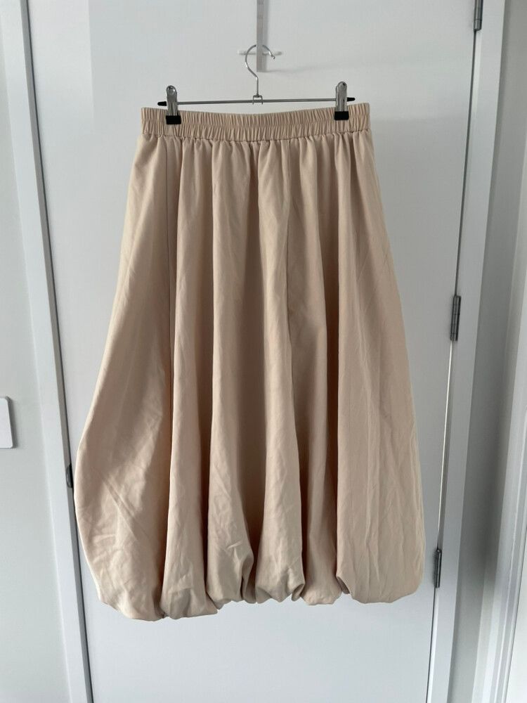 Elastic Waist Midi Balloon Skirt Beige Oat Nude colour size L