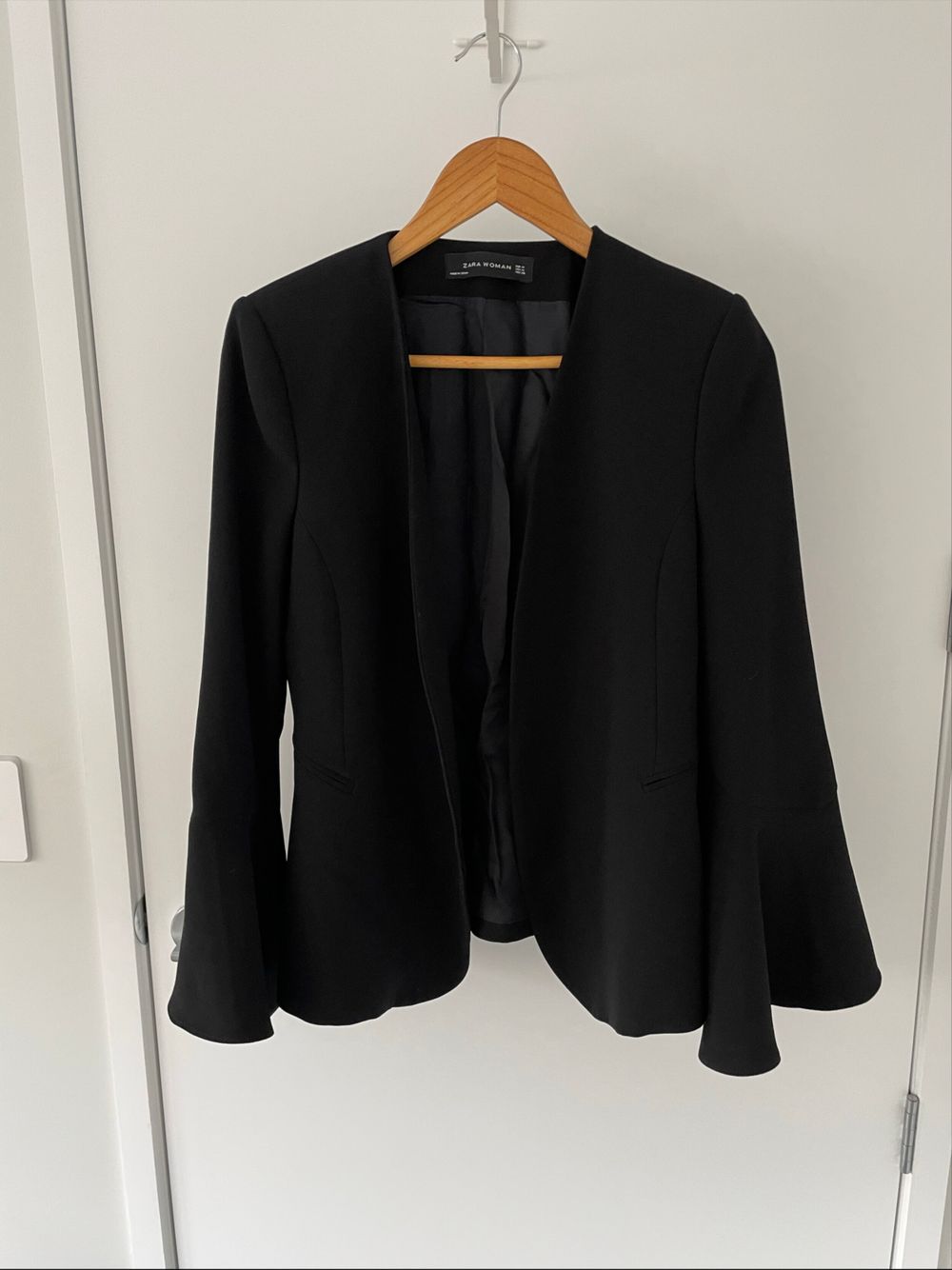 Zara Woman Black Flared Wide Sleeve Blazer size M