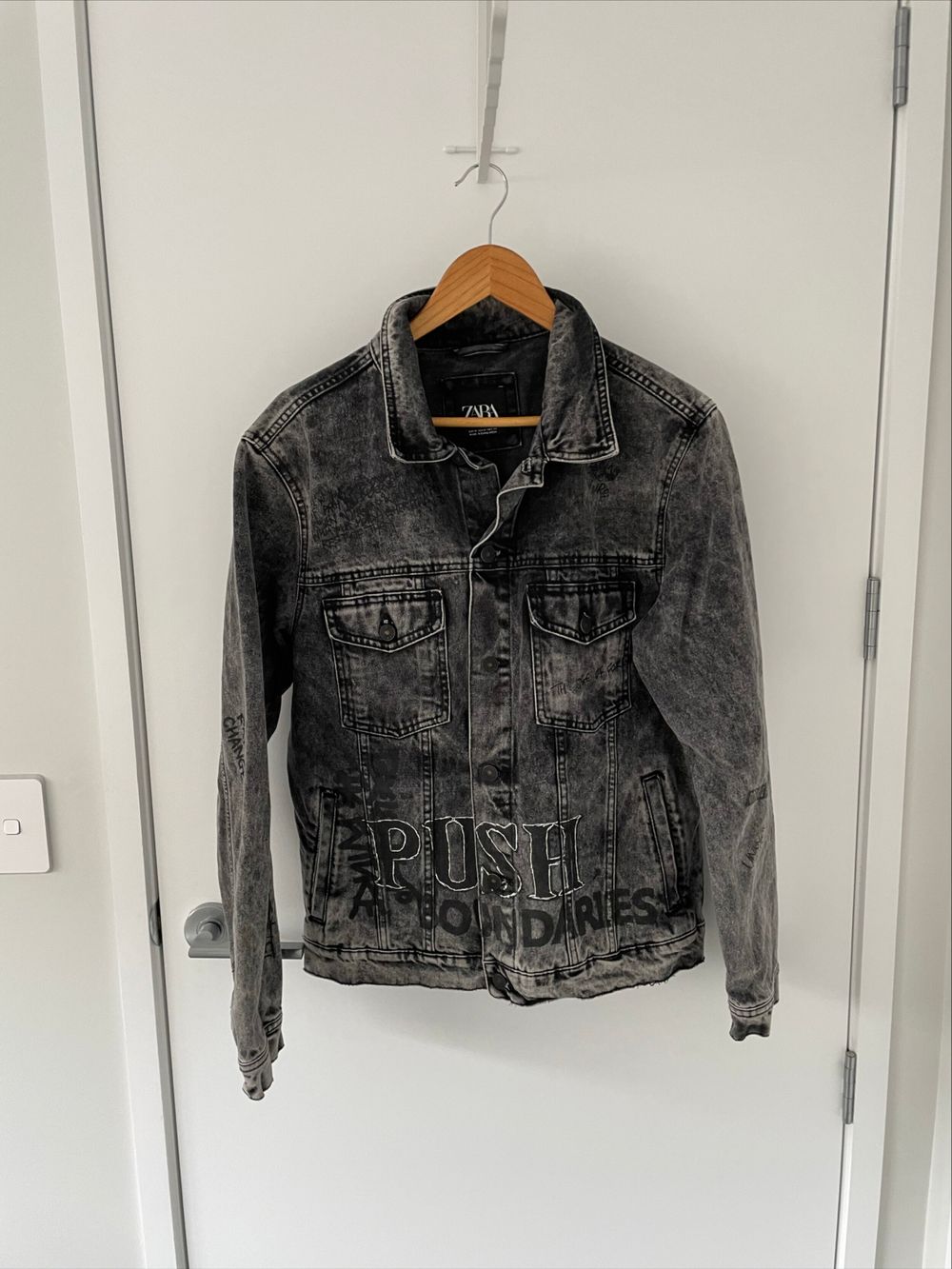 Zara black grey denim jacket size M