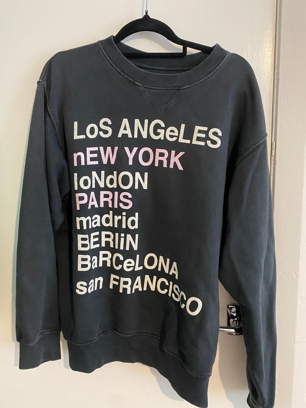 Anine Bing - City Love Sweatshirt on Designer Wardrobe