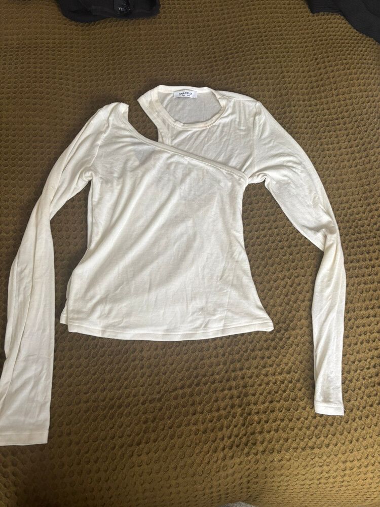 Ena Pelly top