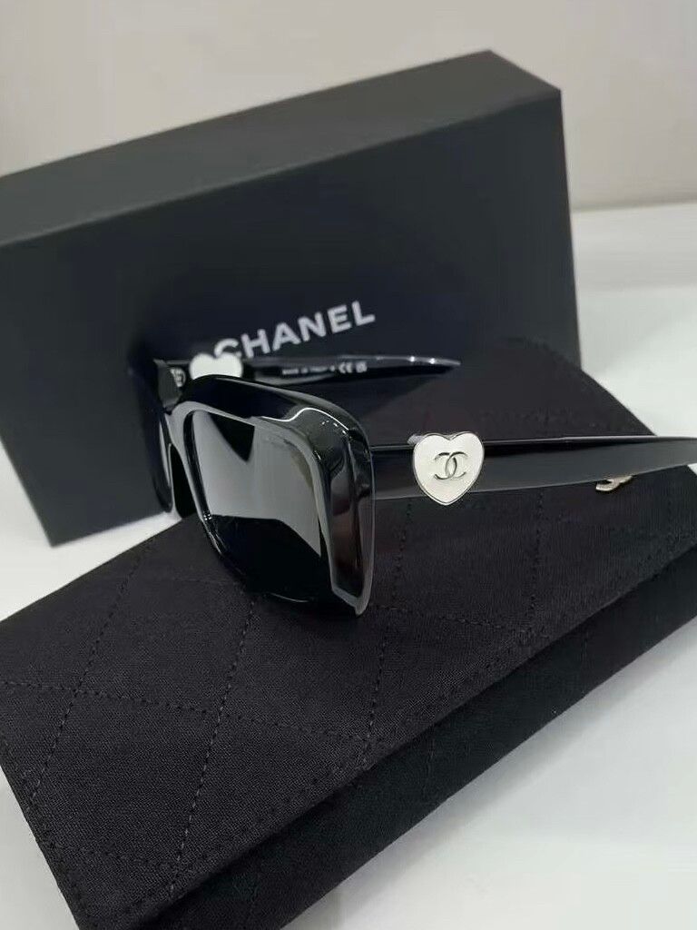 CHANEL Black Square Sunglasses