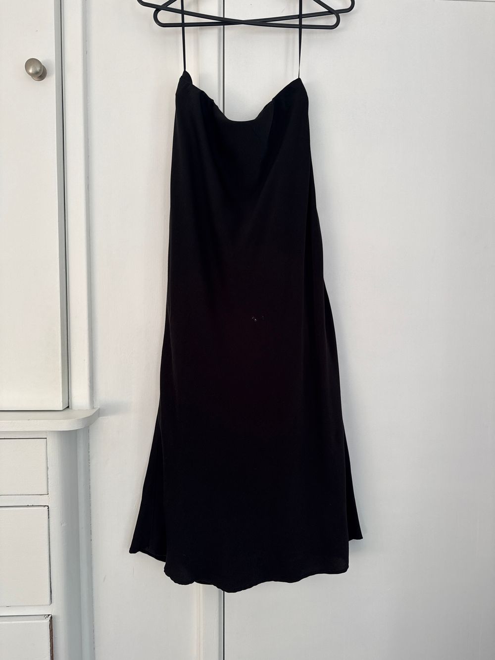 Ivy & Jack black slip skirt