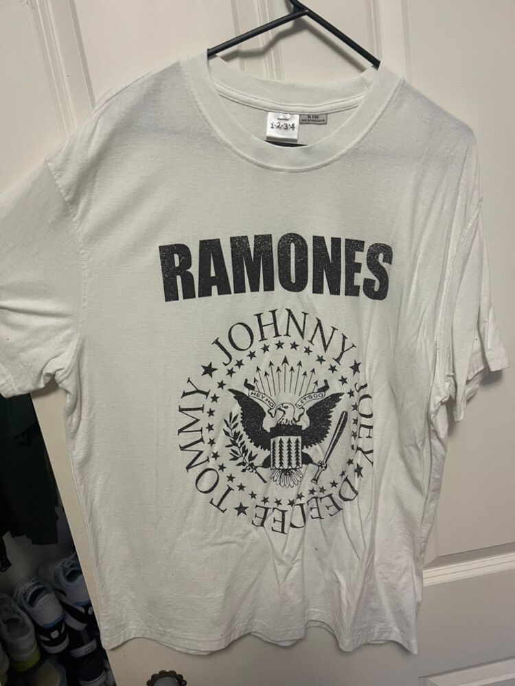cotton on tee
