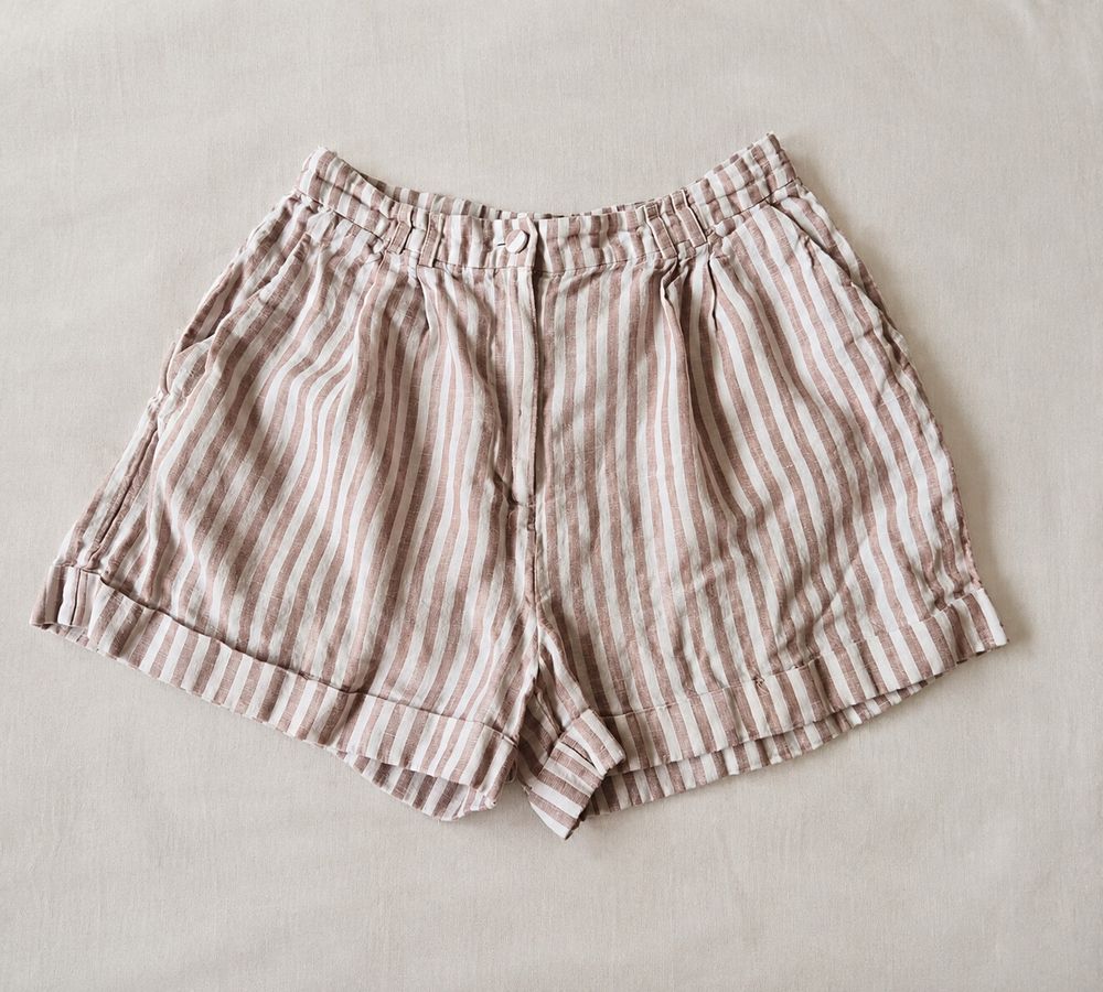 Country Road Striped Pleated Linen Shorts