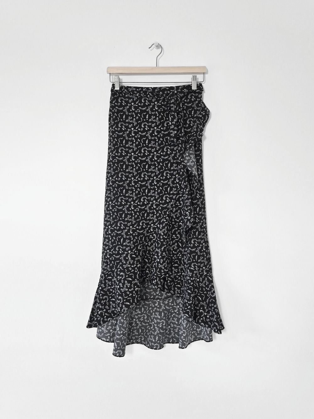DECJUBA midi skirt | Black/white floral | Sz S/10