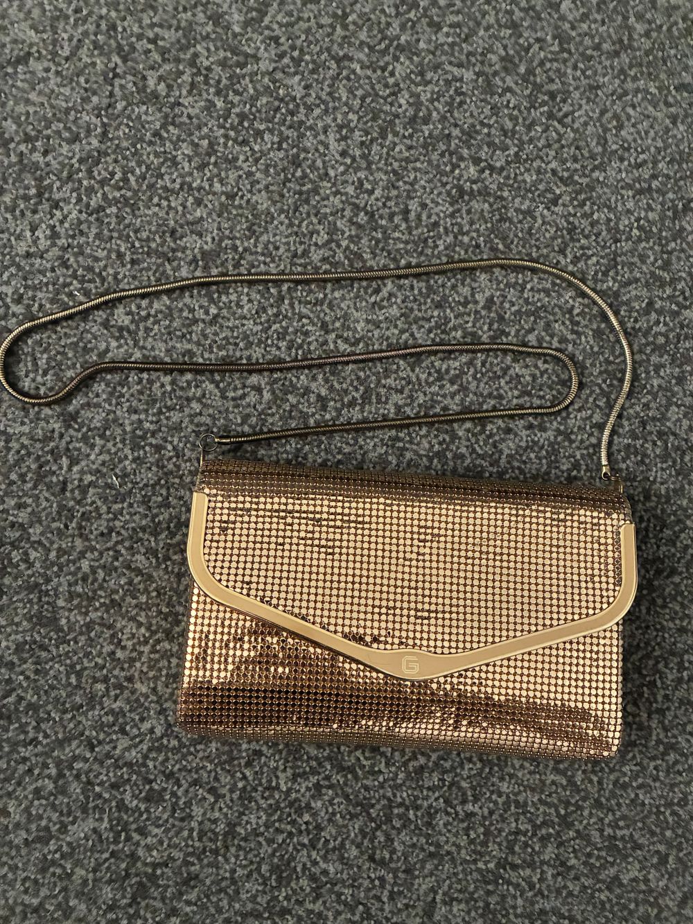 Authentic Gold Glomesh shoulder/clutch bag