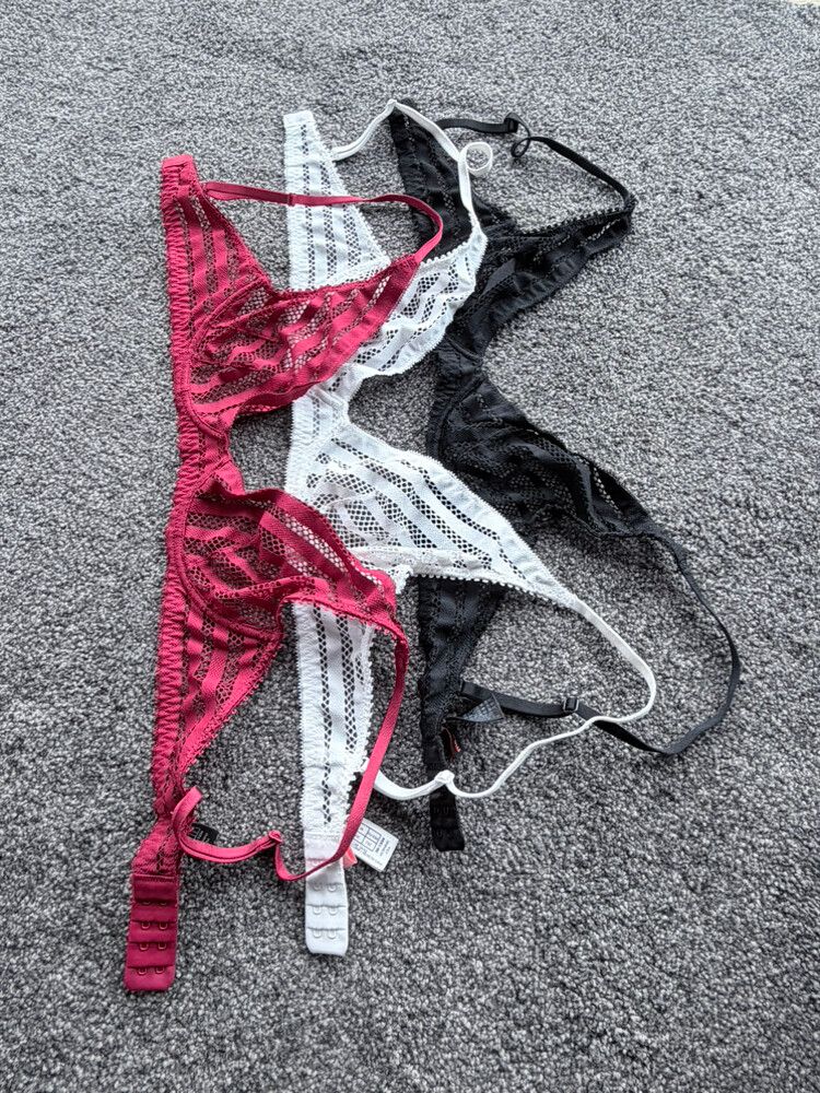 Me.by. Bendon Bra x 3 Black White & Red