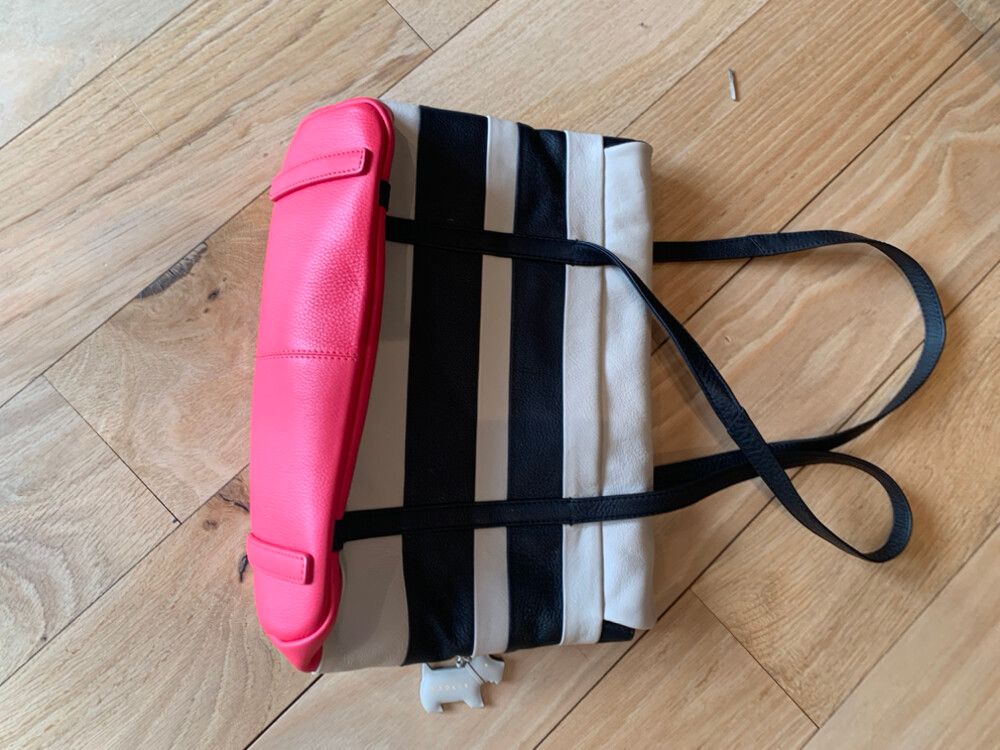 Handbag