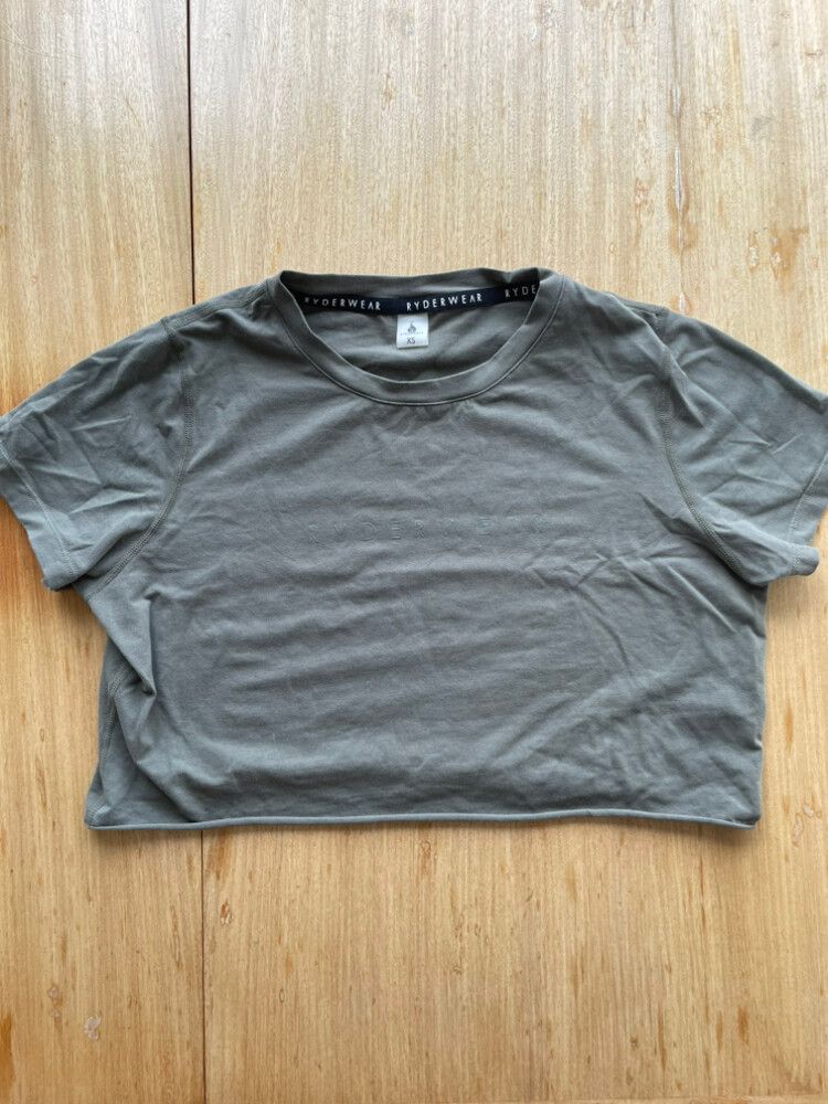 Khaki Sports Crop