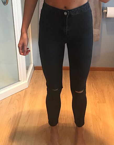 FADED BLACK SKINNY JEANS