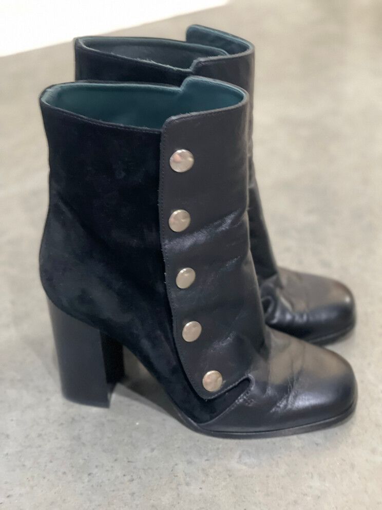 Mulberry Black Suede Leather Boots