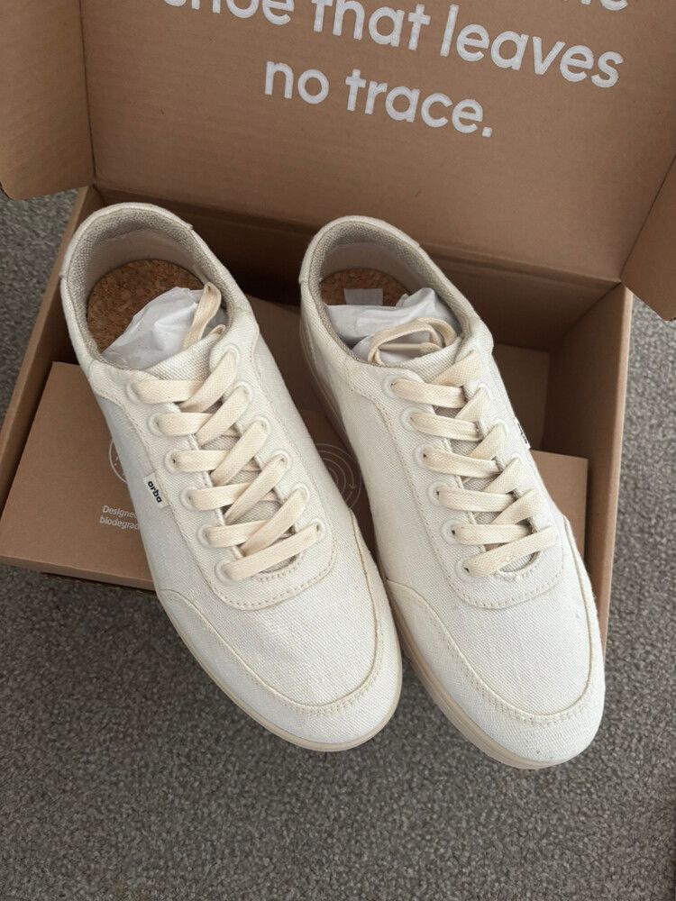 Orba Ghost Off White Sneakers UNWORN