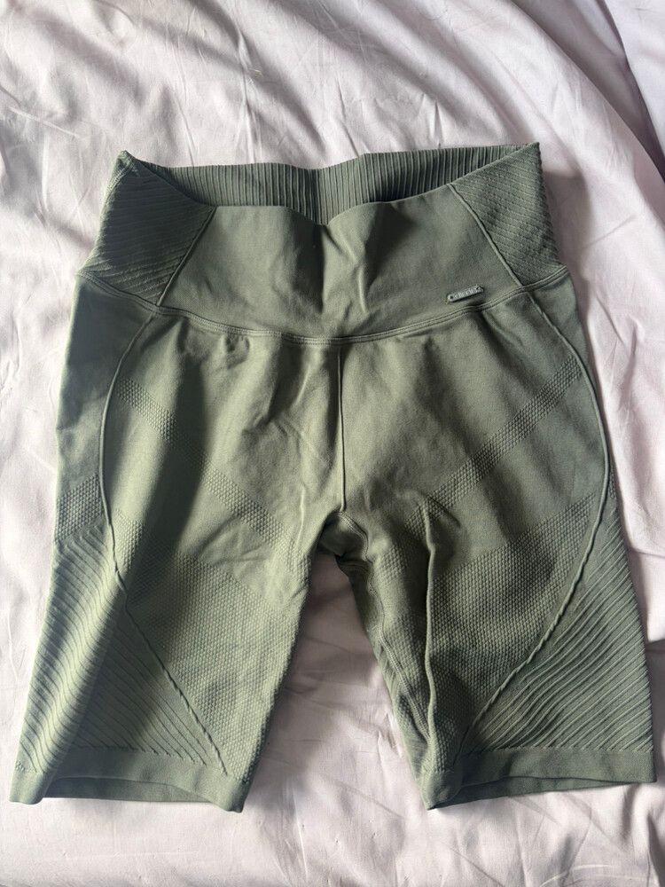 Aimn Green Bike Shorts Size XL