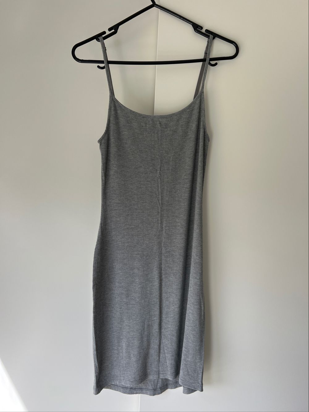 black halter dress mini Black Satin Mini Dress with Halter Neck and Open Back – H1108 – Viniodress main image 0