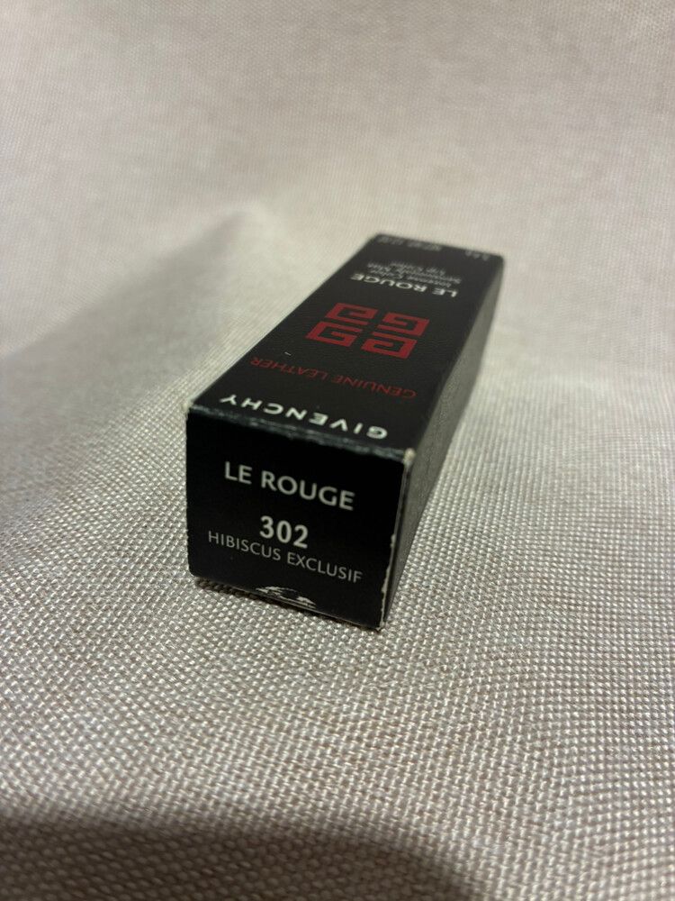 Givenchy Le Rouge Lipstick – 302 hibiscus exclusif leather case