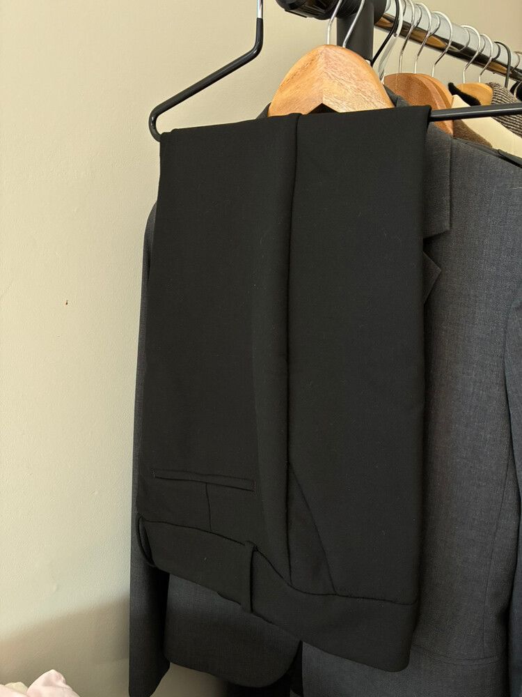 Ann Taylor Black Tailored Dress Pants – Size 6 – New with Tags
