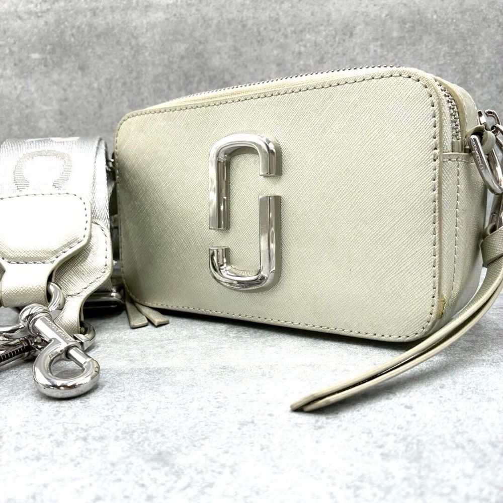 Marc Jacobs The Snapshot Camera Bag | Silver Saffiano | AACD Authenticated