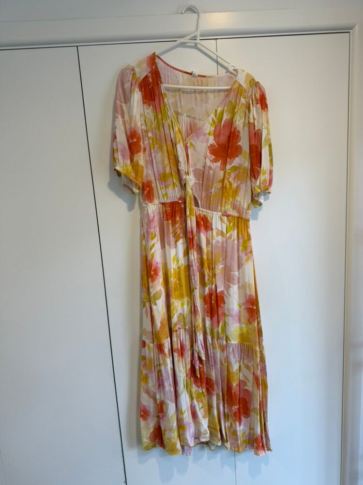 Kivari Pink Orange Floral Midi Dress