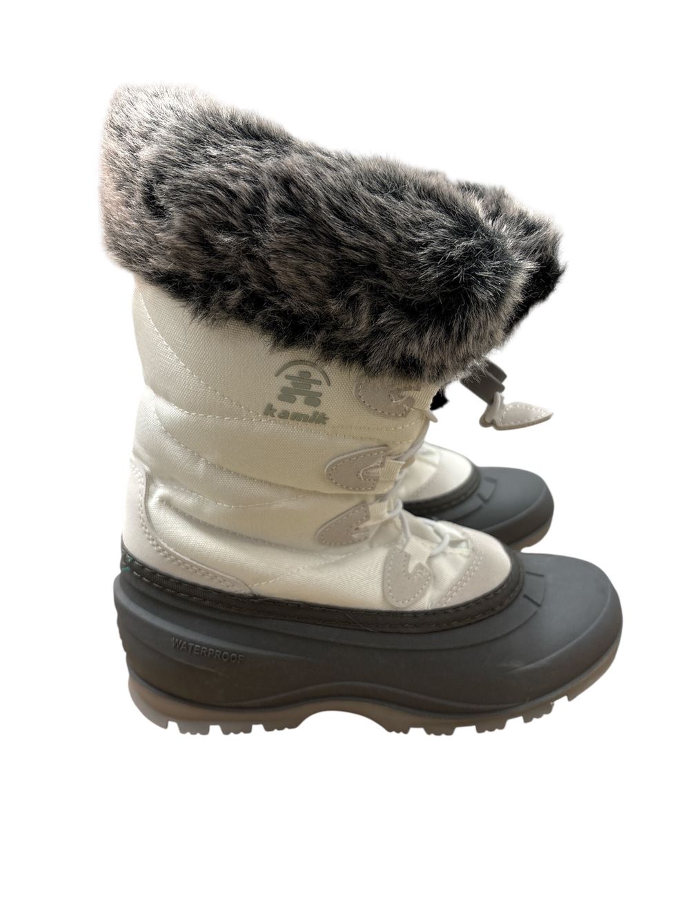 Kamik Momentum 3 White Boots Size US 6