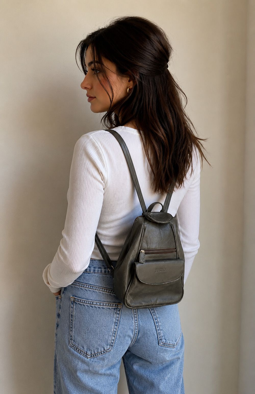 Jusina Black Leather Backpack