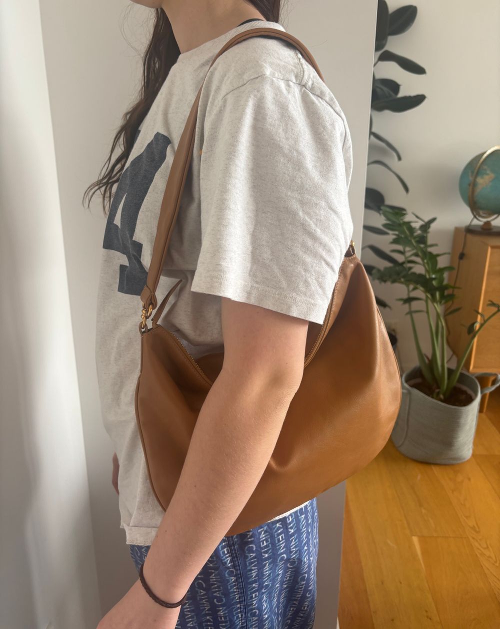 Mansur Gavriel Sling shoulder bag