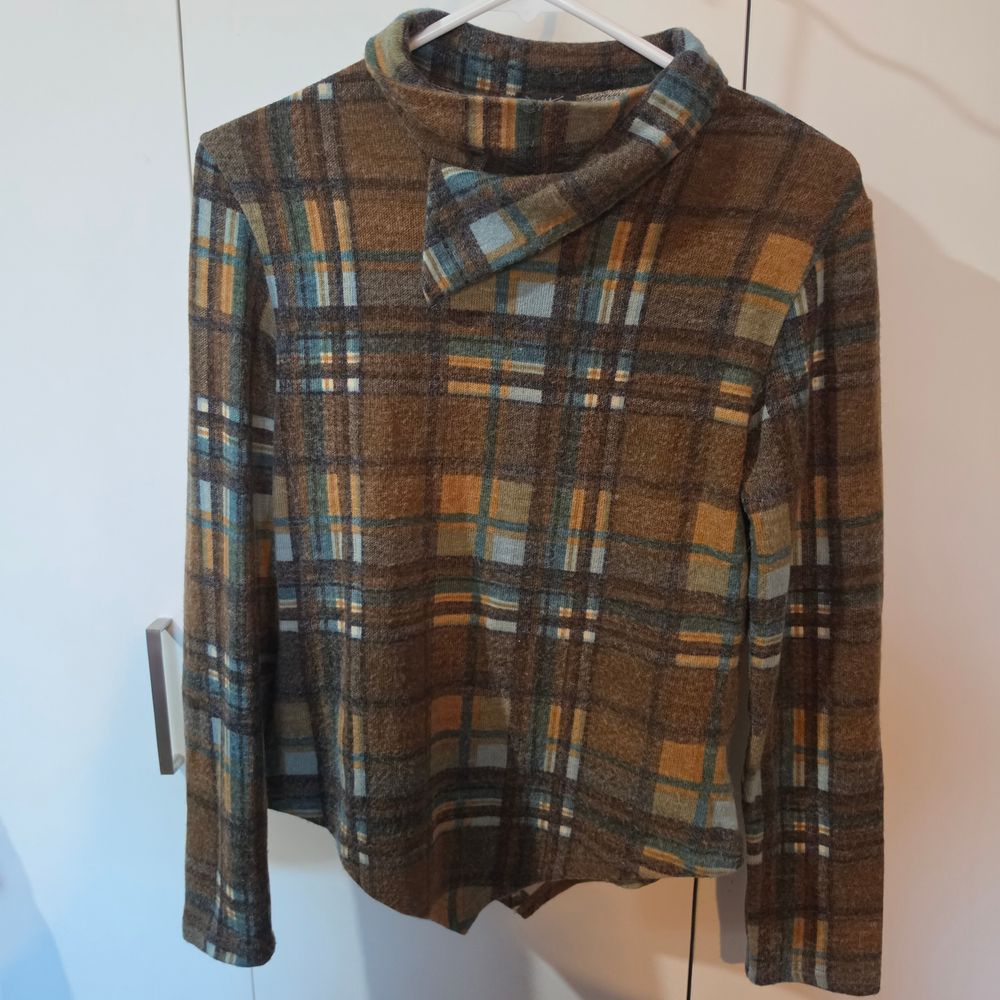 winter blouse brown multi plaid vintage Frsnce