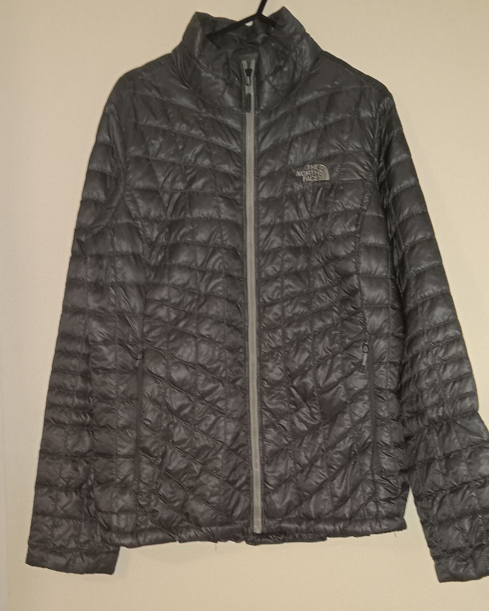 The North Face Jacket Gray Nylon Shell Polyester Filling Size M