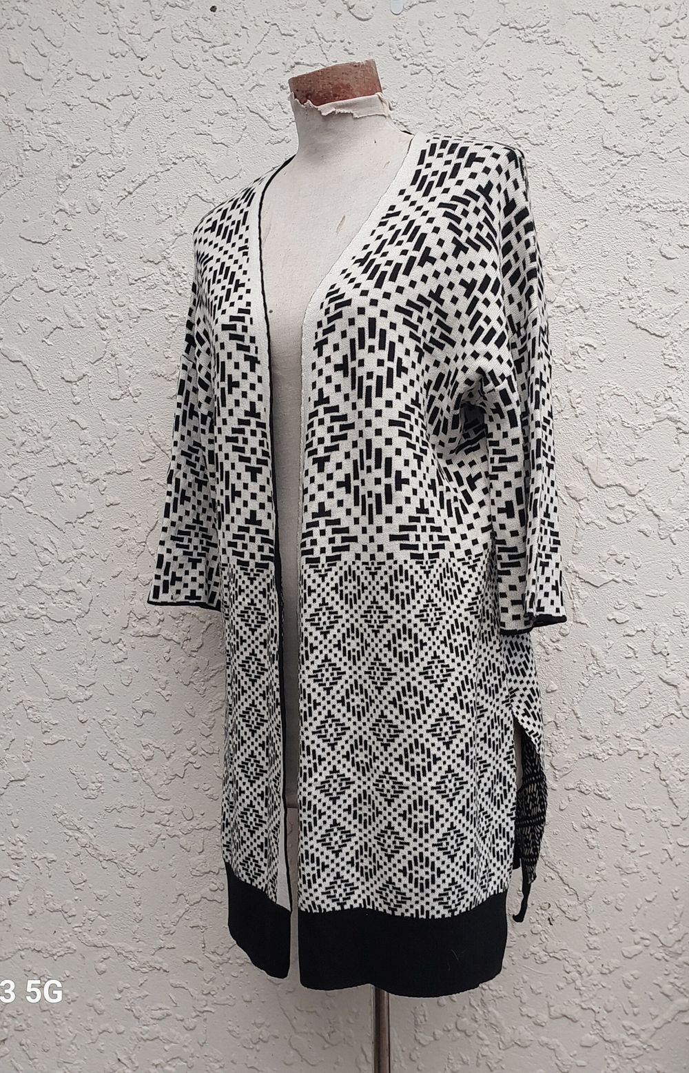 Vintage oversized cosy knit long cardigan –  like new, size MEDIUM/LARGE