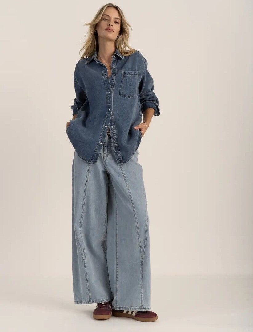 Max - Tilly Denim Shirt - L