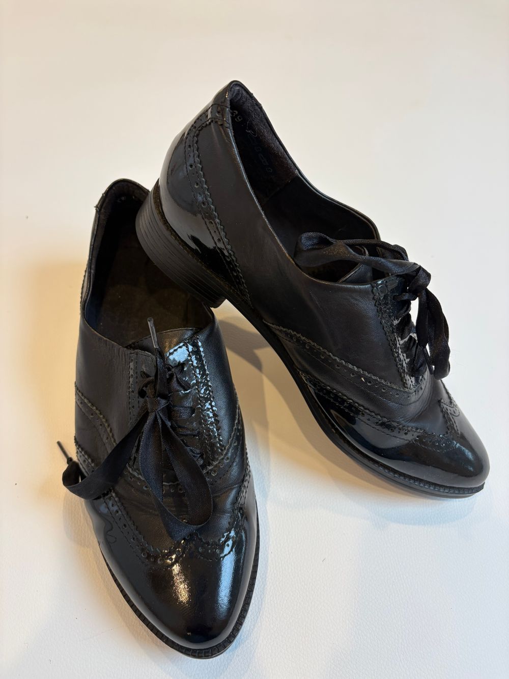 Ziera Harvard Shoes - 37.5