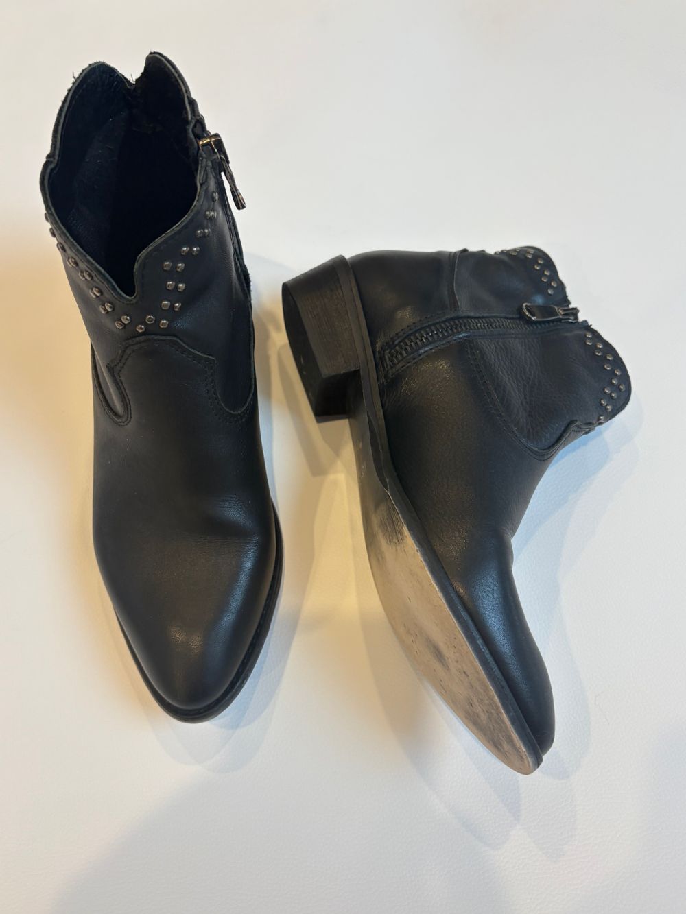 Kathryn Wilson Boots - 36