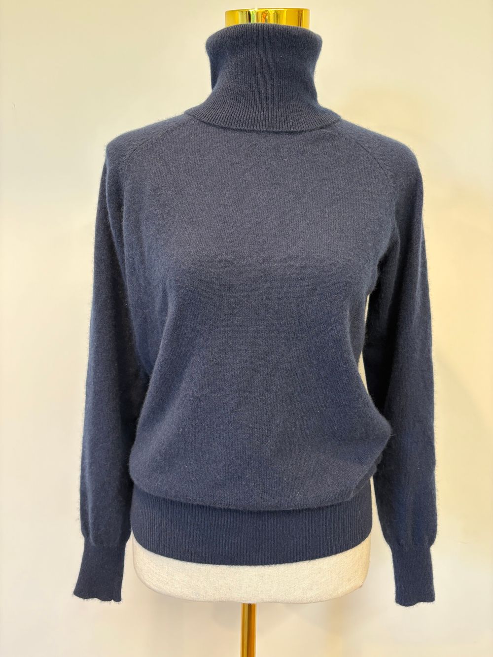 Laing Home, Ashwell Rollneck, 100% Cashmere - Navy - XS