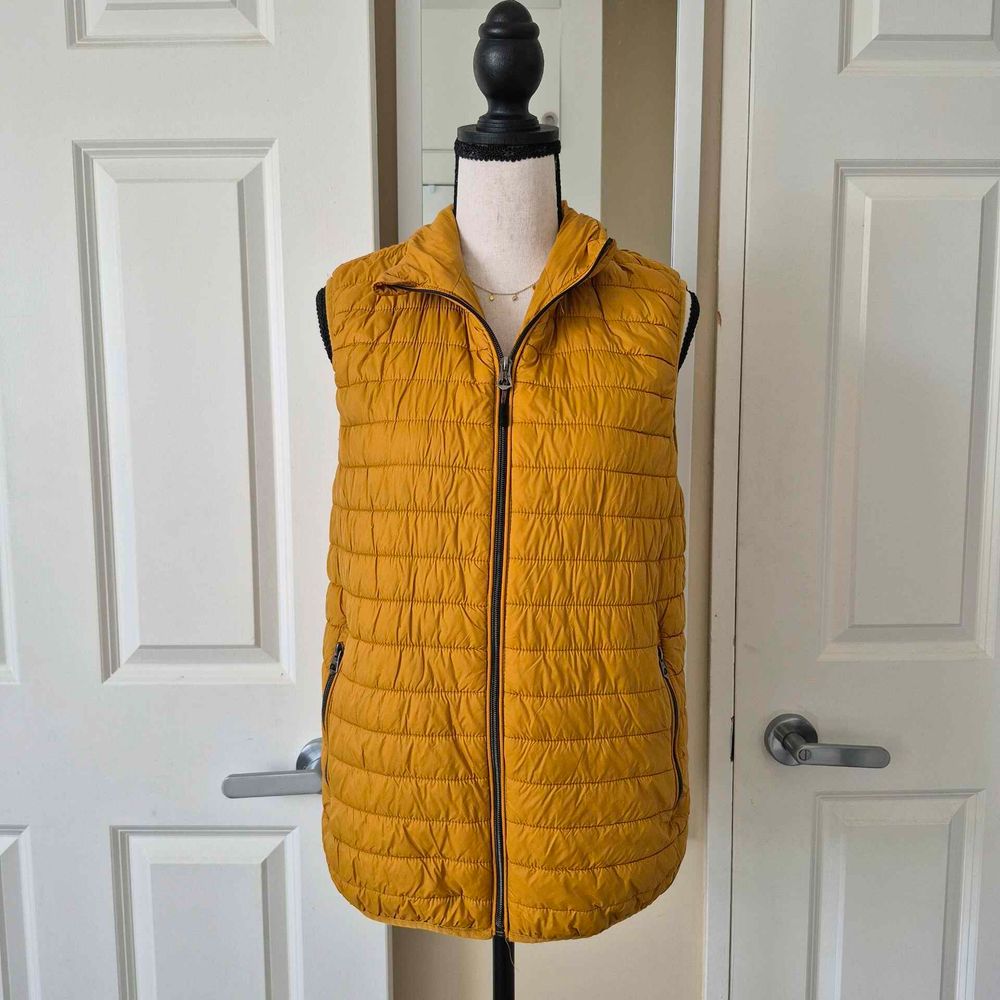 Zara Mustard Puffer Vest