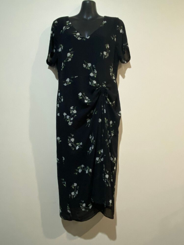 Max Black Floral Dress Sz 12 – Ruched Waist, V-Neck, Zip Back, Lined