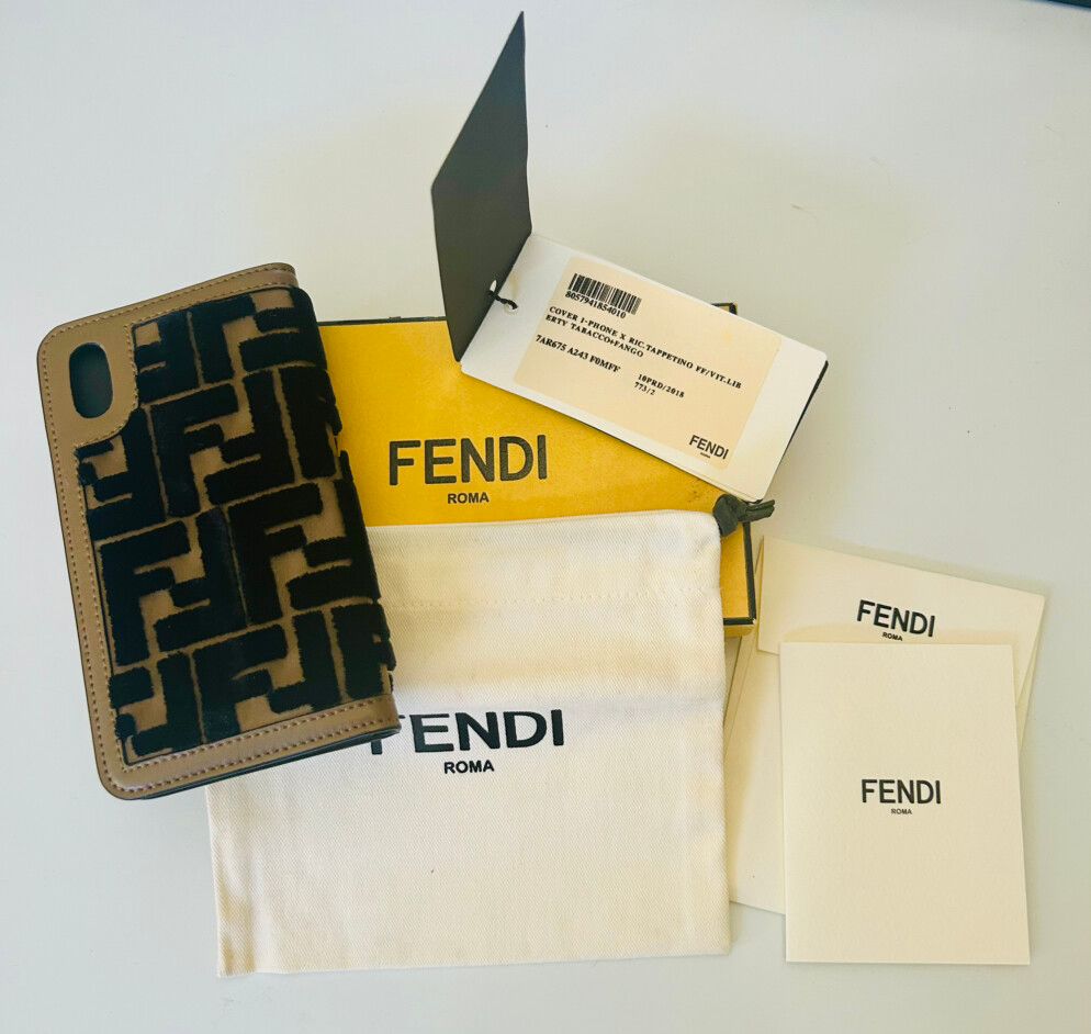 FENDI iPHONE X Flip Cover/Wallet Leather/Velvet F Logo