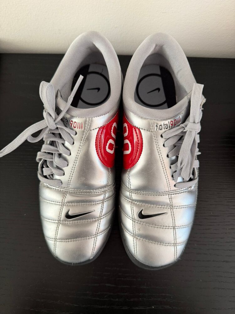 Nike Silver Total90 III Sneakers
