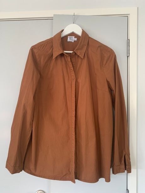 Princess Polly cotton poplin shirt relaxed fit copper brown
