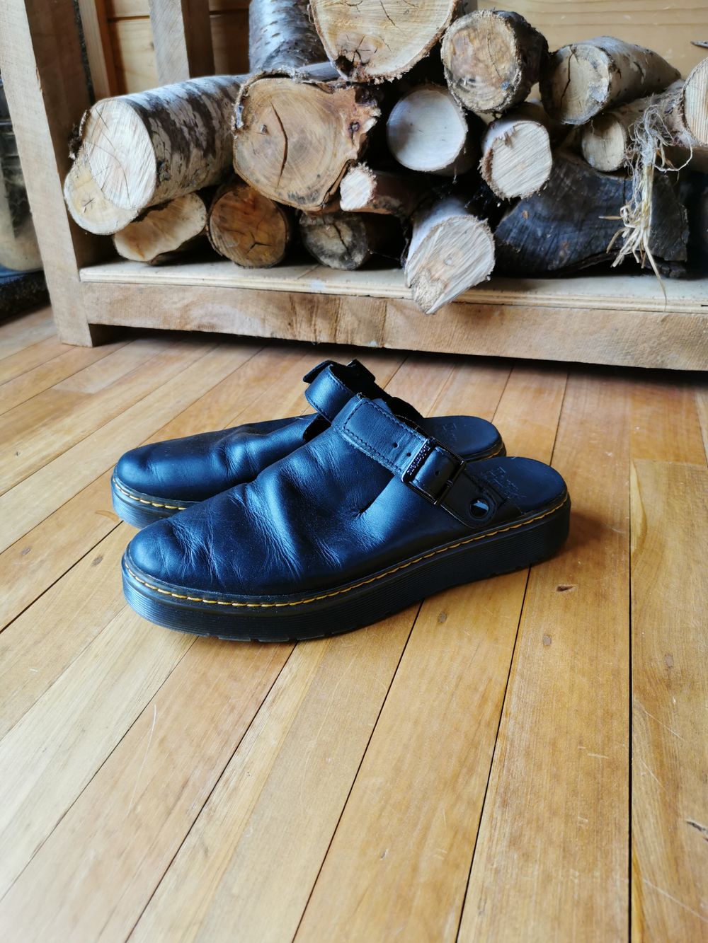 Dr Martens Carlson Mules 42