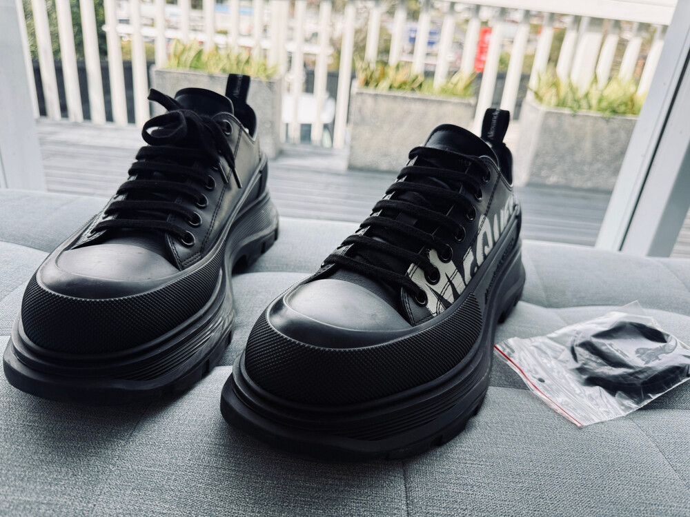 Alexander McQueen  chunky derby