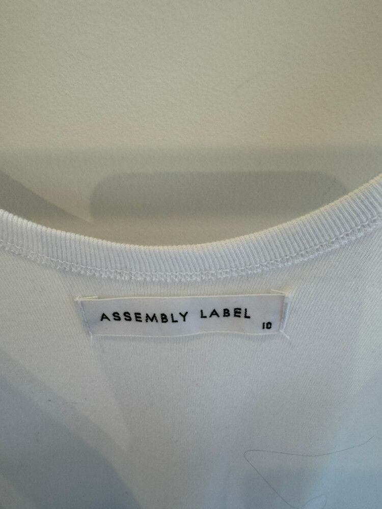 Women's Clothing on Designer Wardrobe