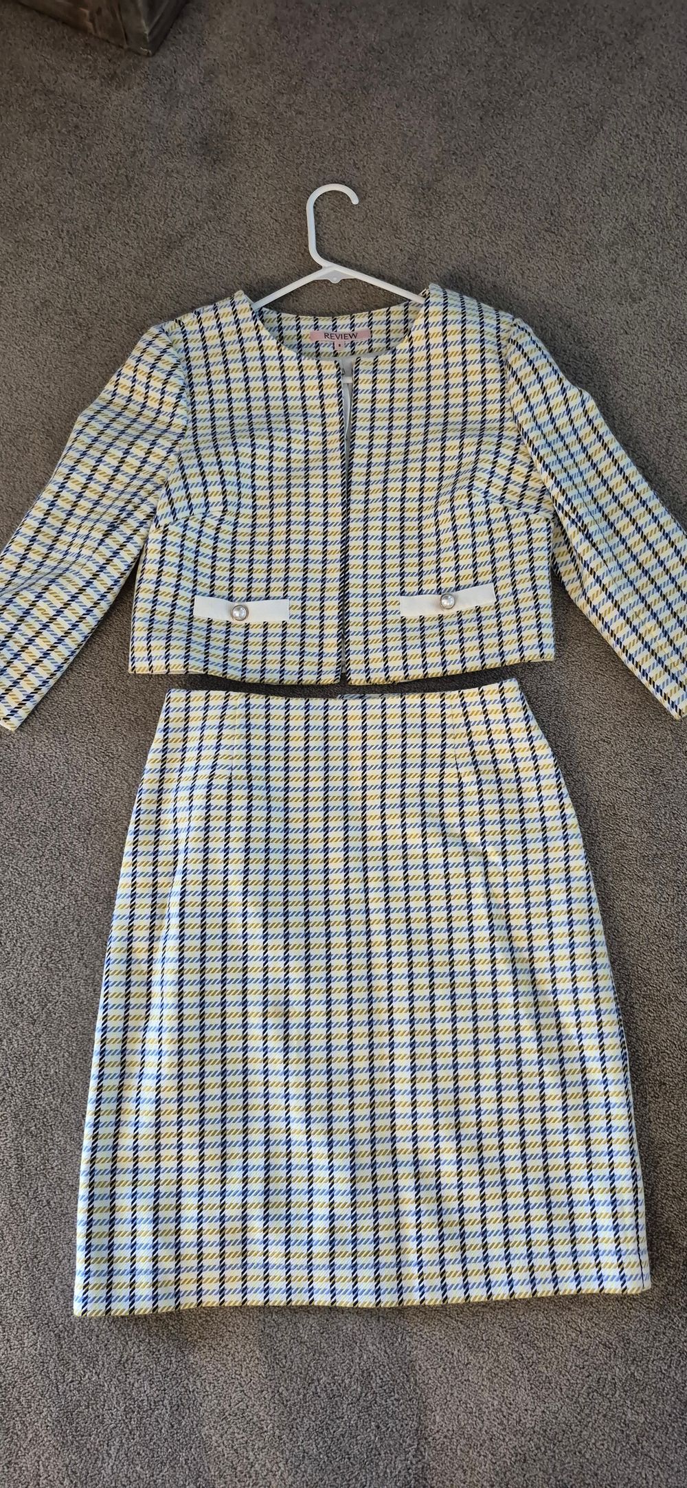 Review Co-ord Outfit (Blazer & Skirt)