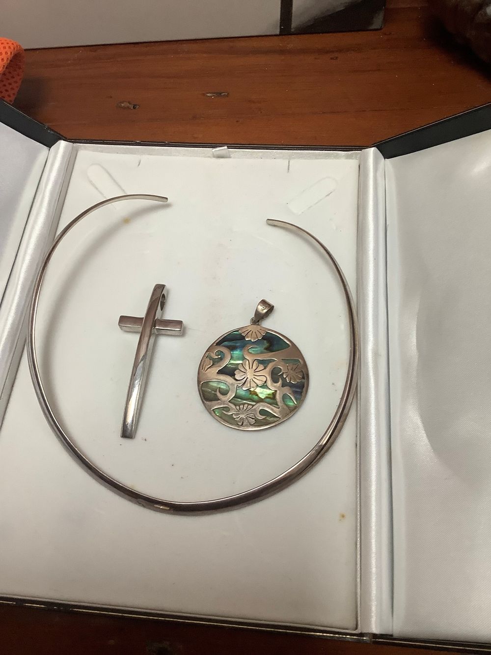Silver choker necklace with pendants